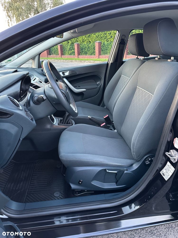 Ford Fiesta 1.25 Ambiente EU5 - 18