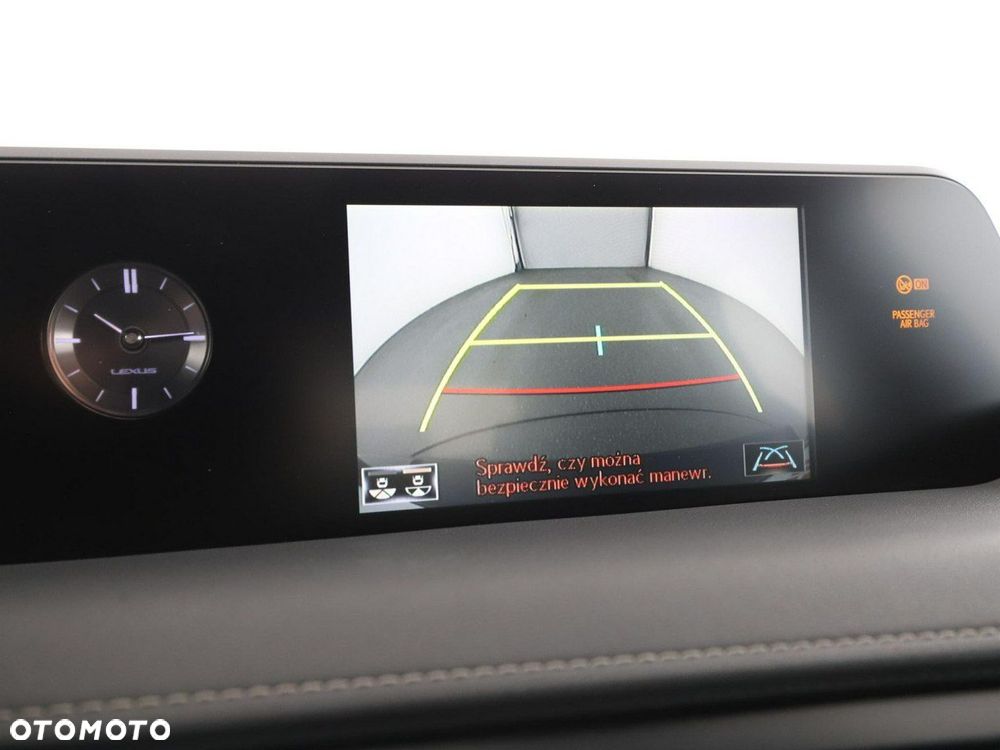 Lexus UX 250h GPF Business 2WD - 25