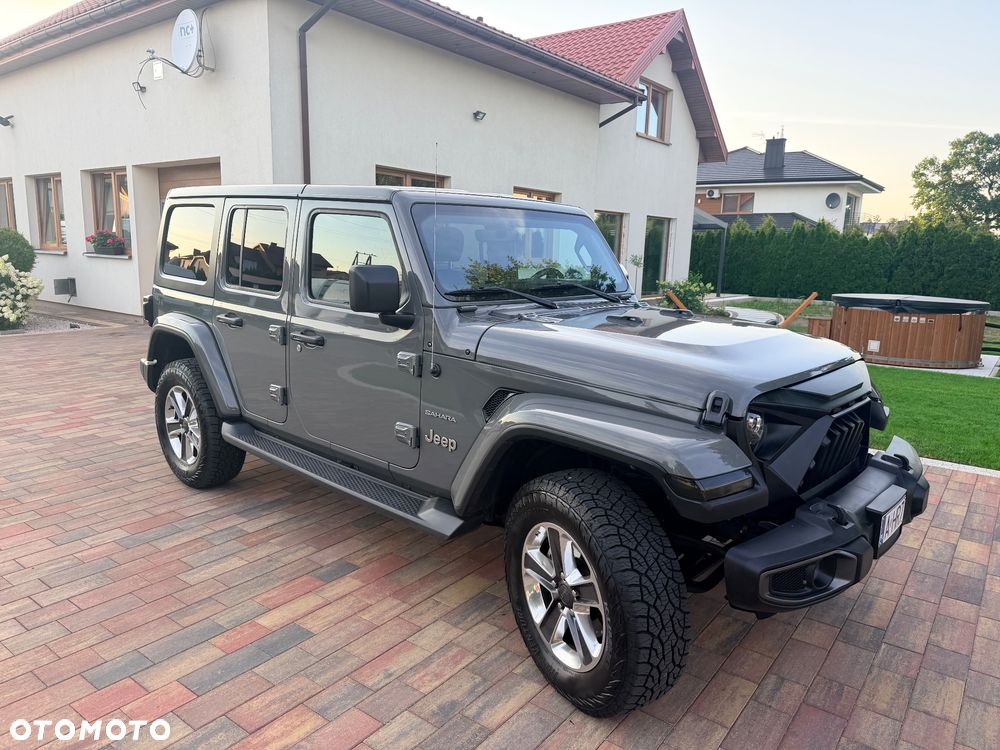 Jeep Wrangler Unlimited GME 2.0 Turbo Sahara - 2