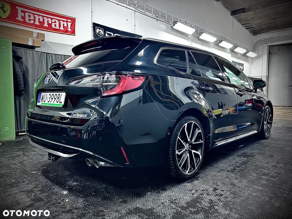 Toyota Corolla 2.0 Hybrid Executive - 6