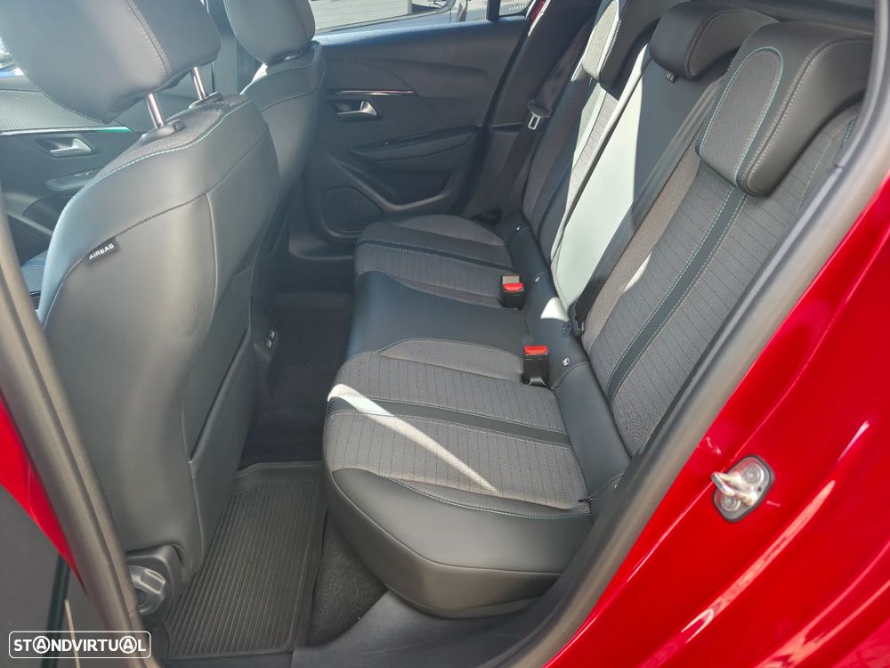 Peugeot 208 PureTech 100 EAT8 Allure Pack - 9