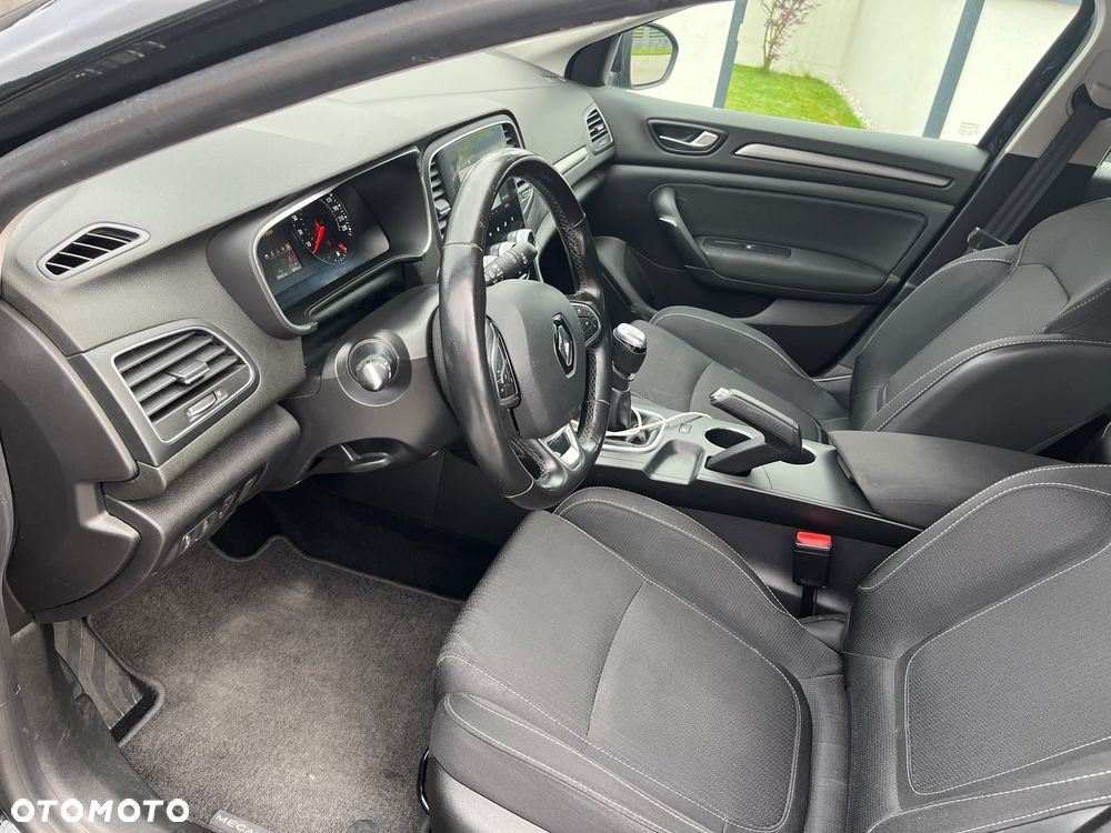 Renault Megane 1.5 Blue dCi Intens - 8