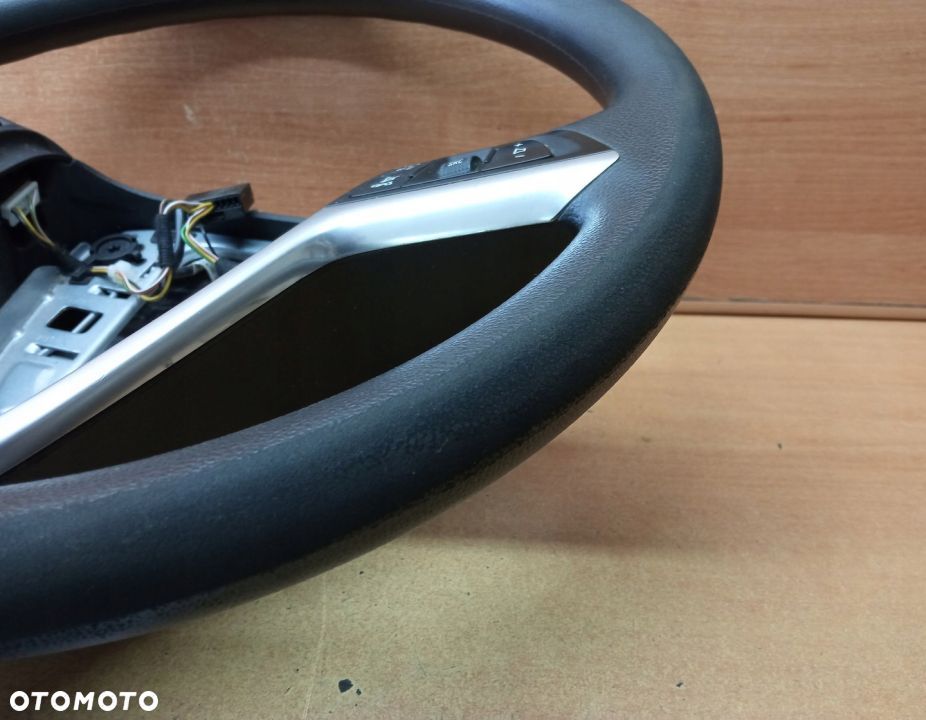 KIEROWNICA MULTIFUNKCJA OPEL ZAFIRA C 2.0 CDTI - 6