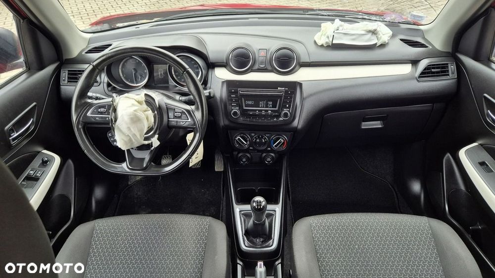 Suzuki Swift 1.2 Dualjet Hybrid Club - 8