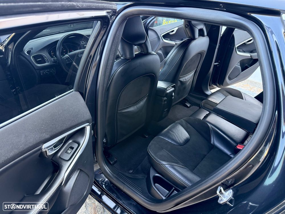 Volvo V40 1.6 D2 R-Design - 45