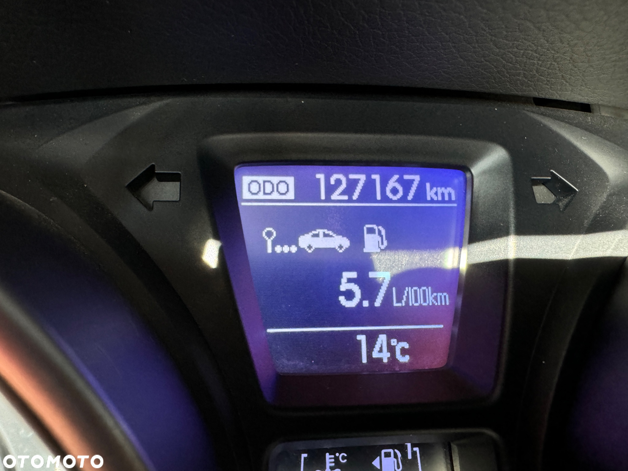 Hyundai i30 1.6 CRDI Automatik Trend - 22