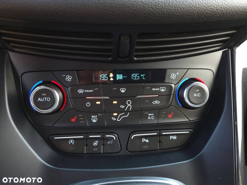 Ford Kuga 2.0 TDCi 4x4 ST-Line - 29