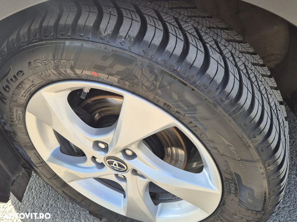 Toyota C-HR Business-Edition - 10