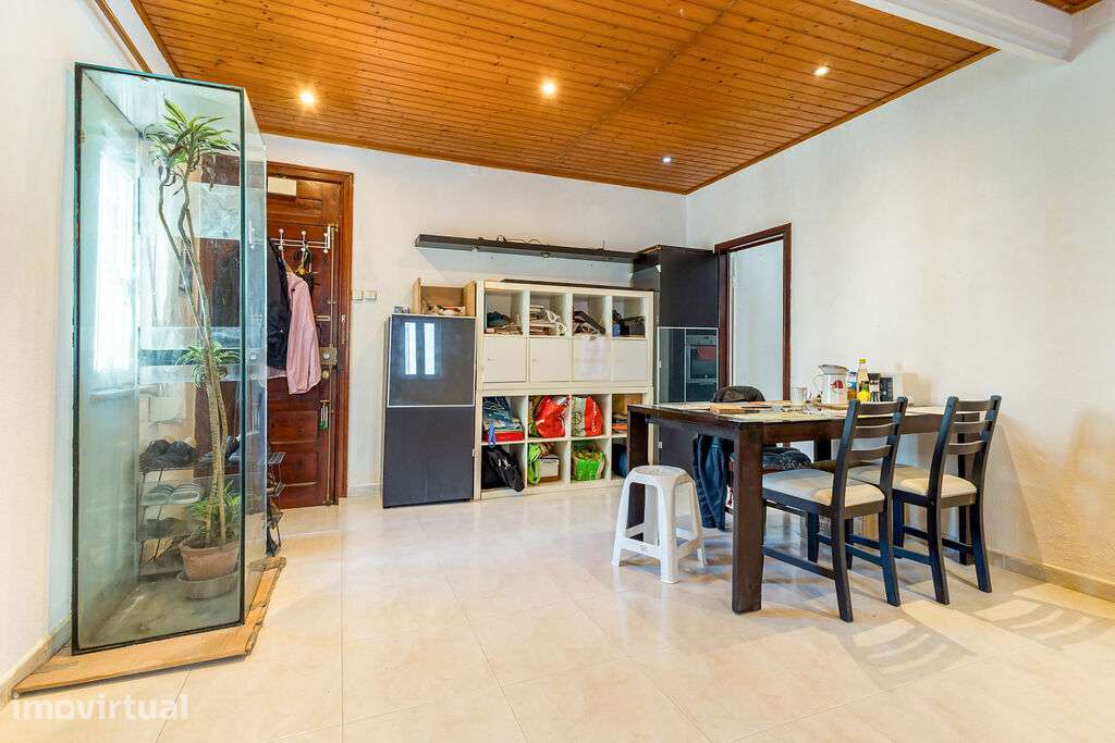 Apartamento T2 em Algés, Linda-a-Velha e Cruz Quebrada-Dafundo - Grande imagem: 4/25
