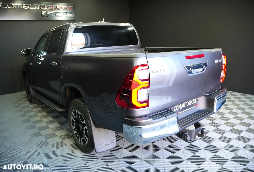 Toyota Hilux 2.4D 150CP 4x4 Double Cab AT Executive - 4