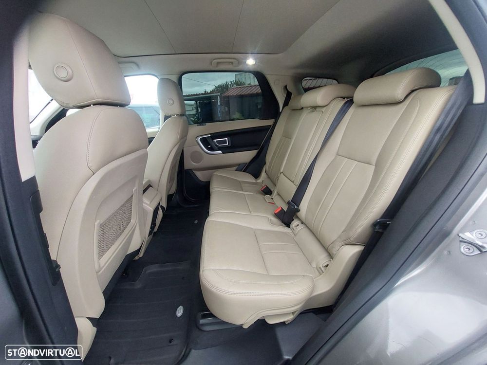 Land Rover Discovery Sport 2.0 TD4 HSE Luxury Auto - 12