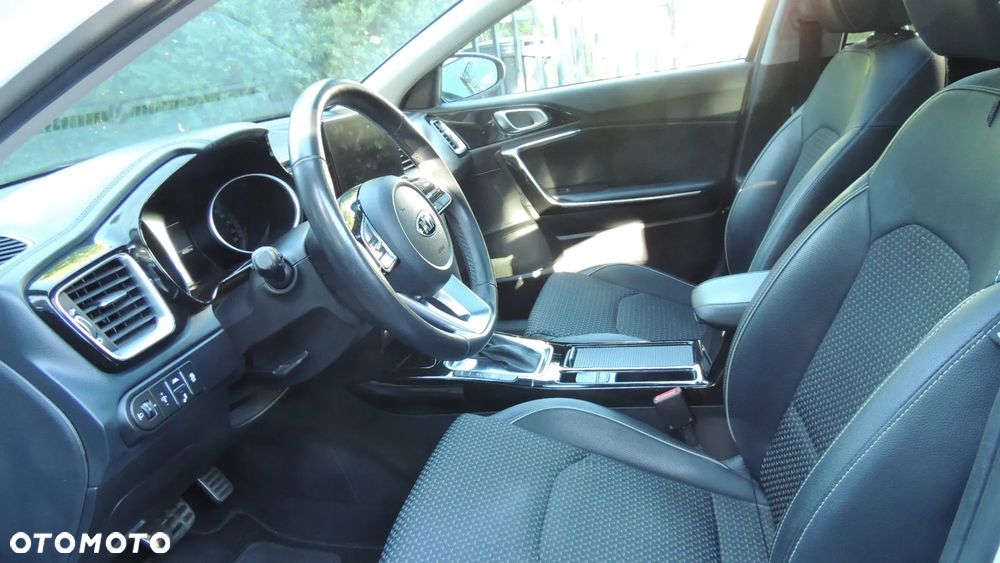 Kia Ceed 1.4 T-GDI L Business Line DCT - 9