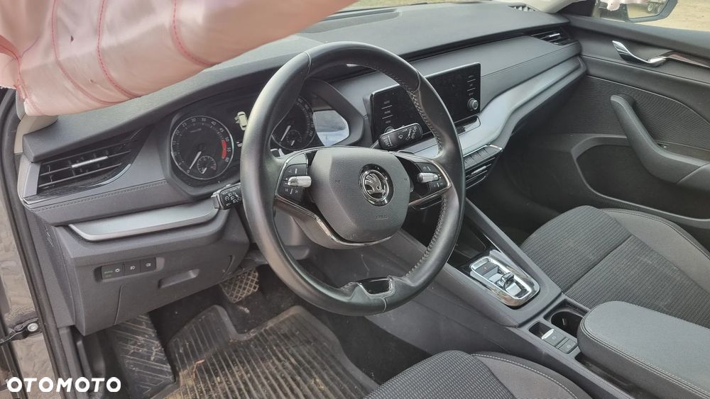 Skoda Octavia 2.0 TDI Style DSG - 28
