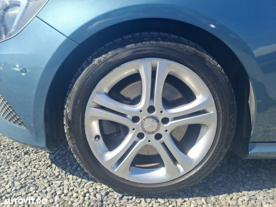 Mercedes-Benz A - 23