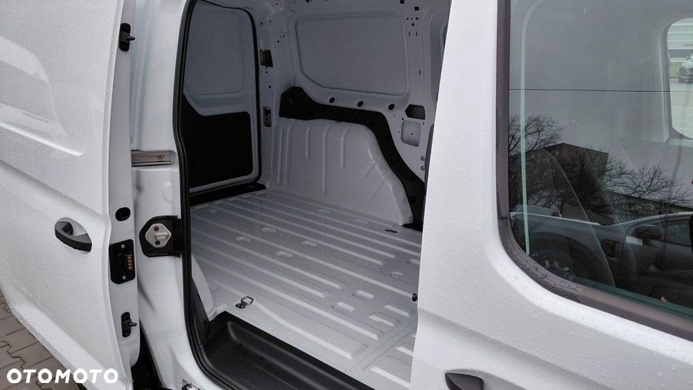 Ford Transit Connect - 7