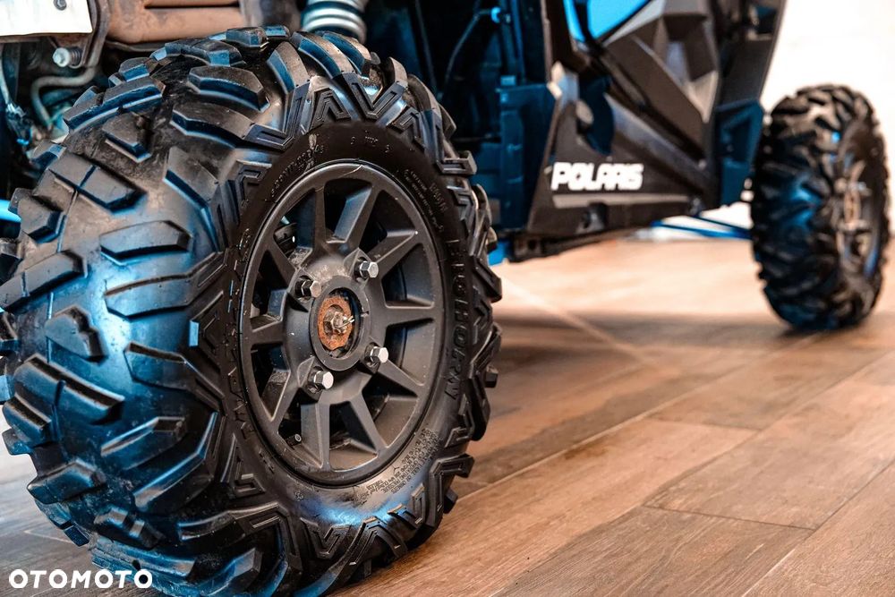 Polaris RZR - 10