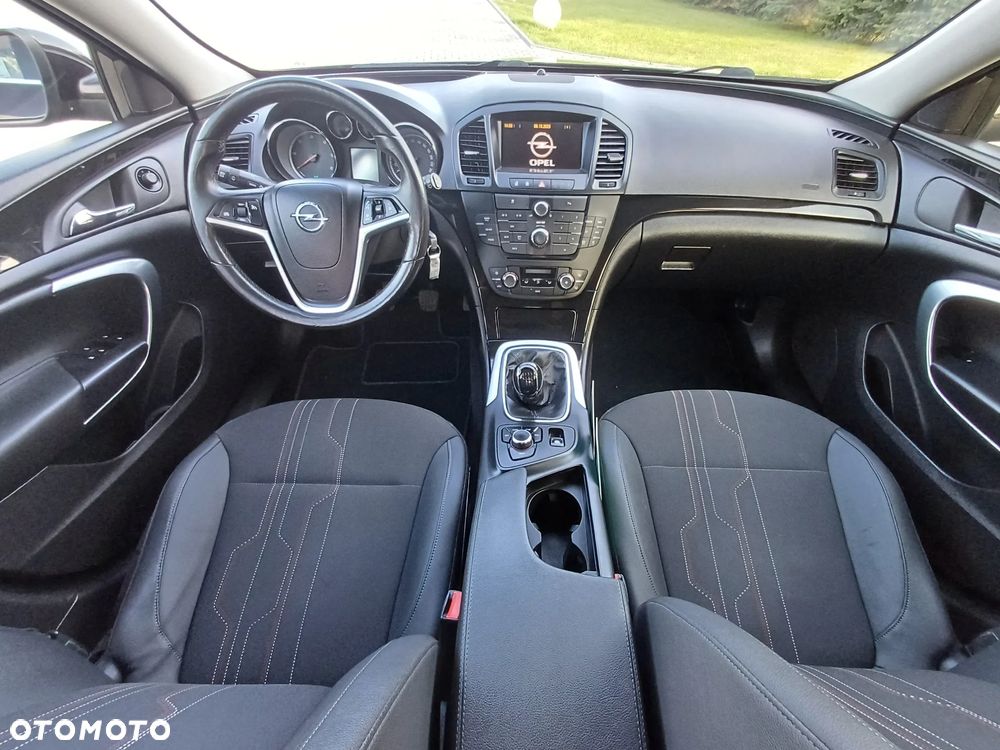 Opel Insignia 2.0 CDTI 150 Jahre - 11