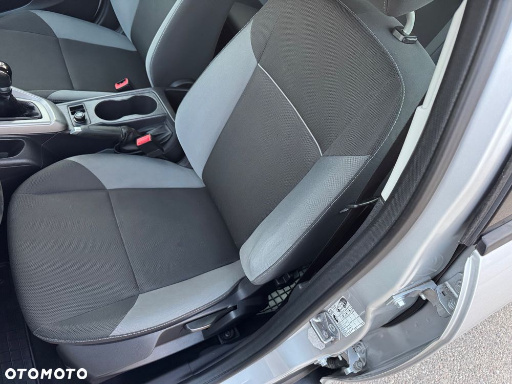 Ford Focus 1.6 FF Ambiente - 25