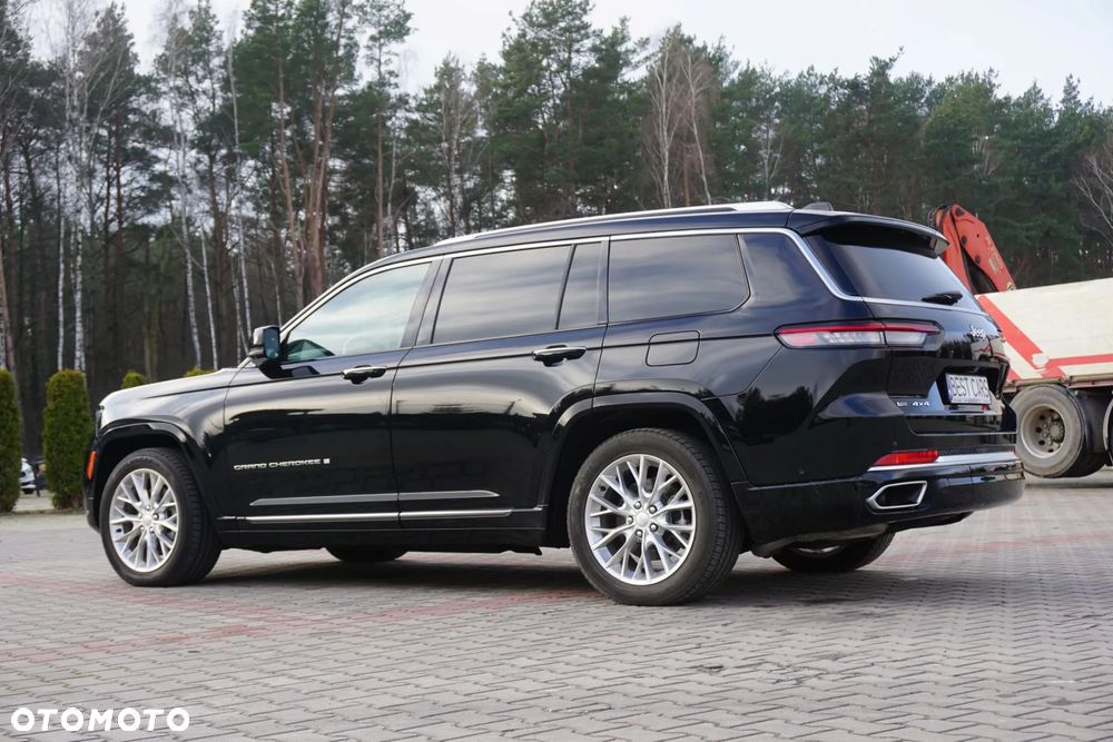 Jeep Grand Cherokee - 8