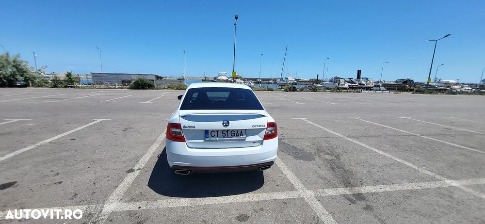Skoda Octavia 2.0 TDI RS DSG - 5