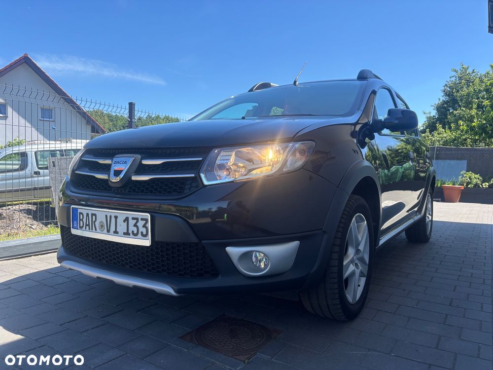 Dacia Sandero Stepway TCe 90 (S&S) Celebration - 2