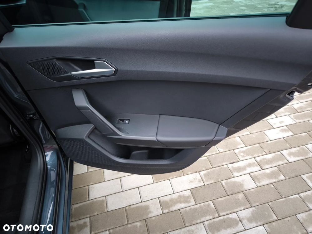 Seat Leon Sportstourer 2.0 TDI DSG Style - 26