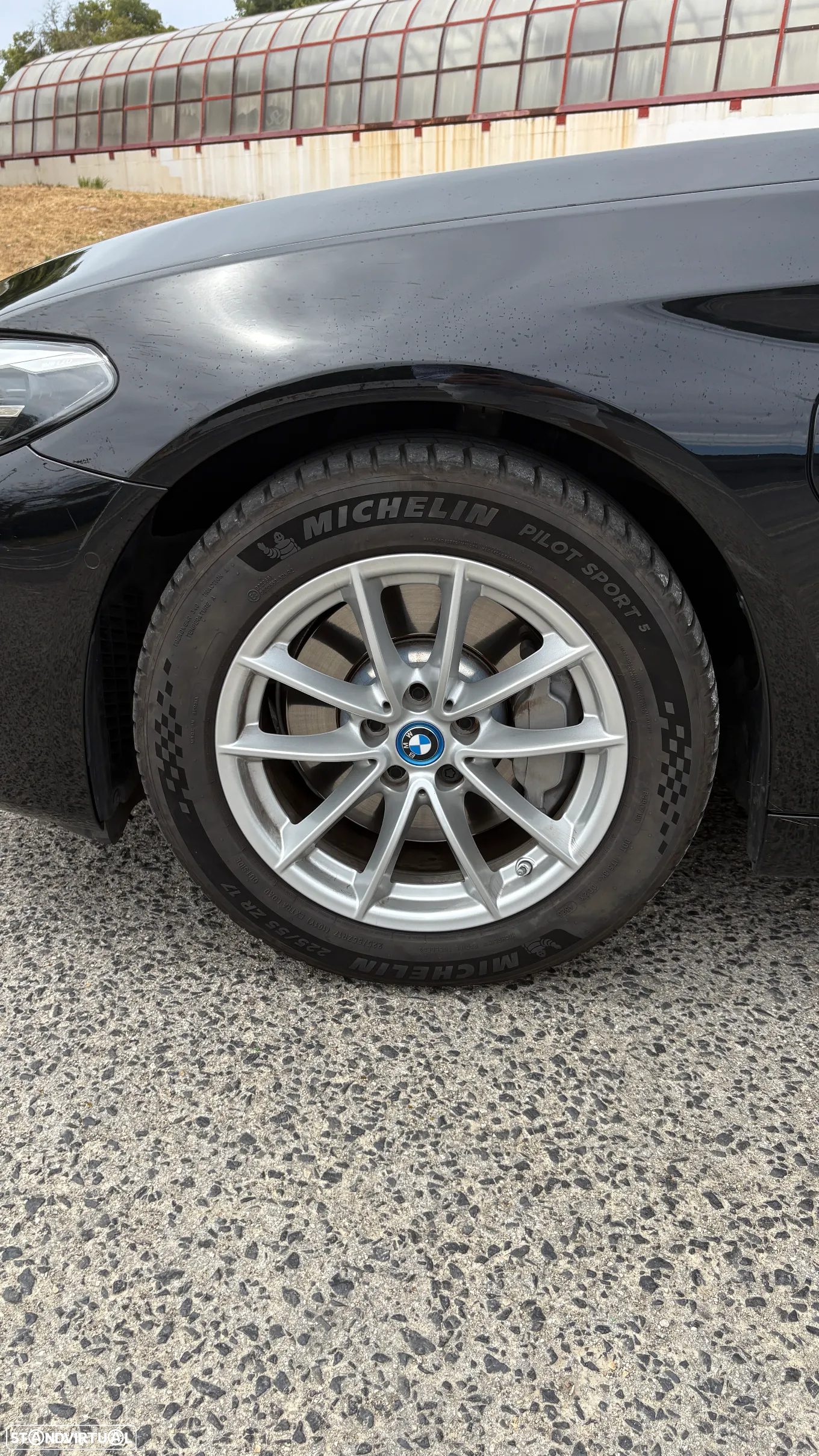 BMW 520 e - 23