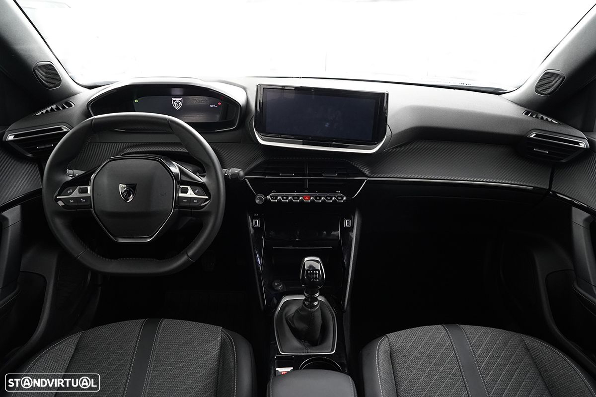 Peugeot 2008 1.2 PureTech Allure - 8