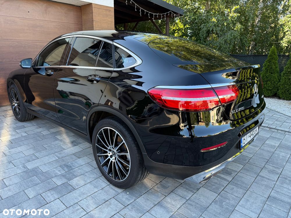 Mercedes-Benz GLC - 6