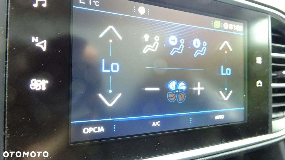 Peugeot 308 SW 1.2 PureTech GPF Allure Pack S&S - 26