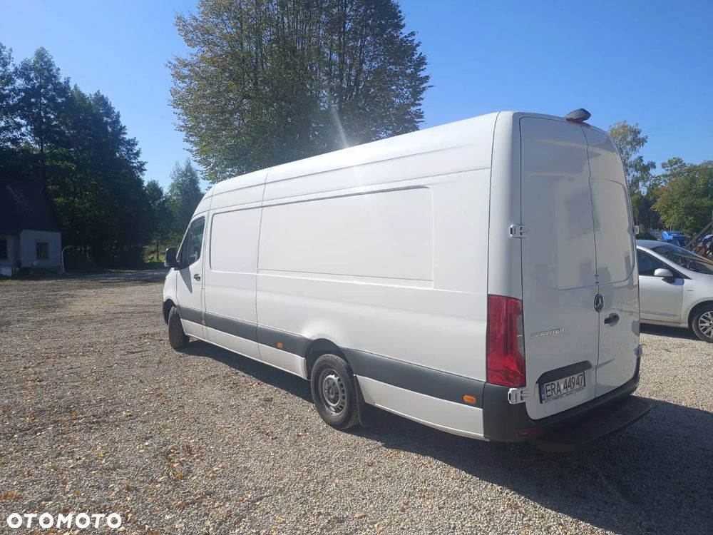 Mercedes-Benz Sprinter - 3
