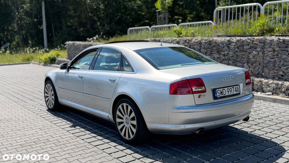 Audi A8 3.2 FSI Quattro - 2