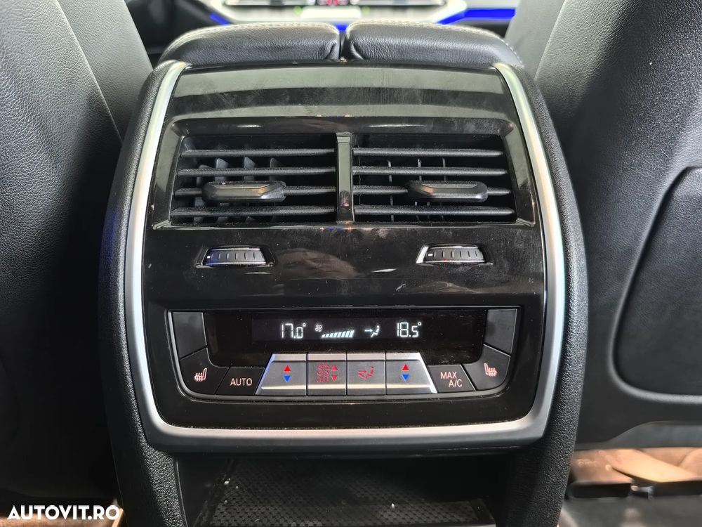 BMW X6 xDrive40i AT MHEV - 38