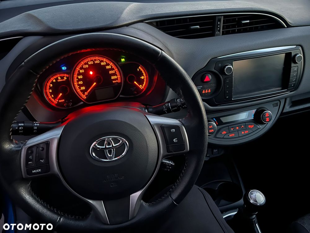 Toyota Yaris 1.4 D-4D - 16