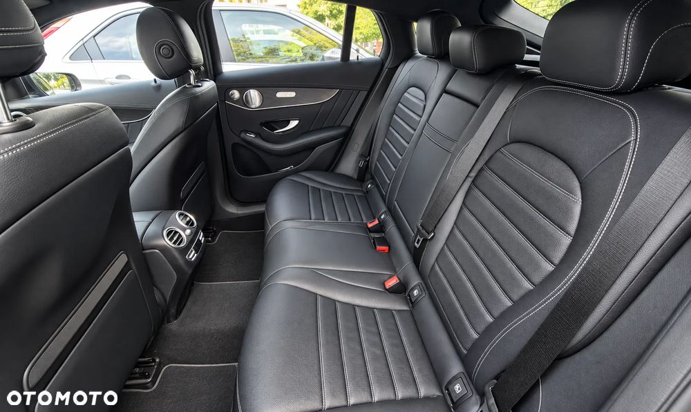 Mercedes-Benz GLC - 9