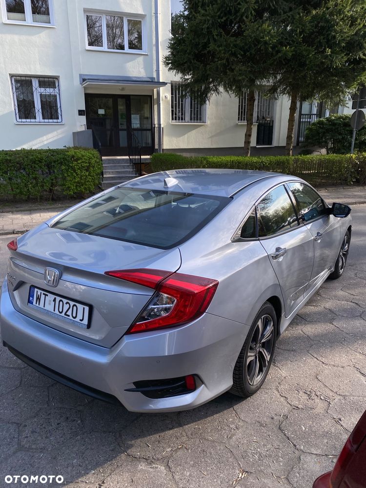 Honda Civic 1.5 i-VTEC Turbo CVT Executive - 1