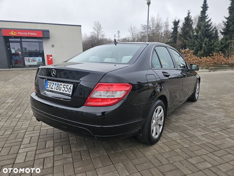 Mercedes-Benz Klasa C 180 Kompressor Elegance - 13