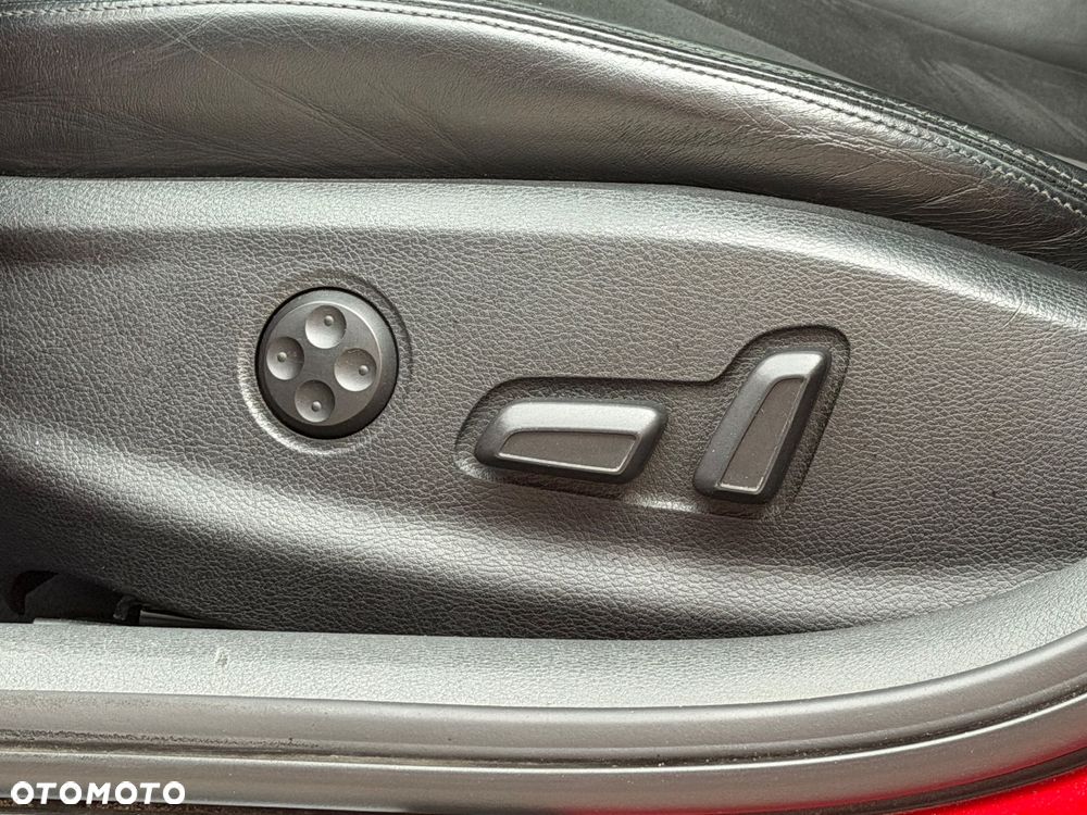 Audi A3 Sportback 1.4 TFSI E-tron Ambiente e-S tronic - 13