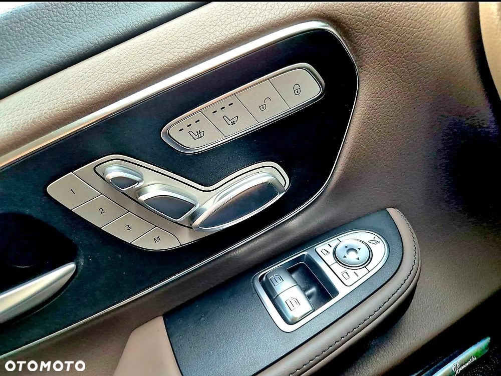 Mercedes-Benz Klasa V 300 d 4-Matic 9G-Tronic Exclusive (d³ugi) - 13