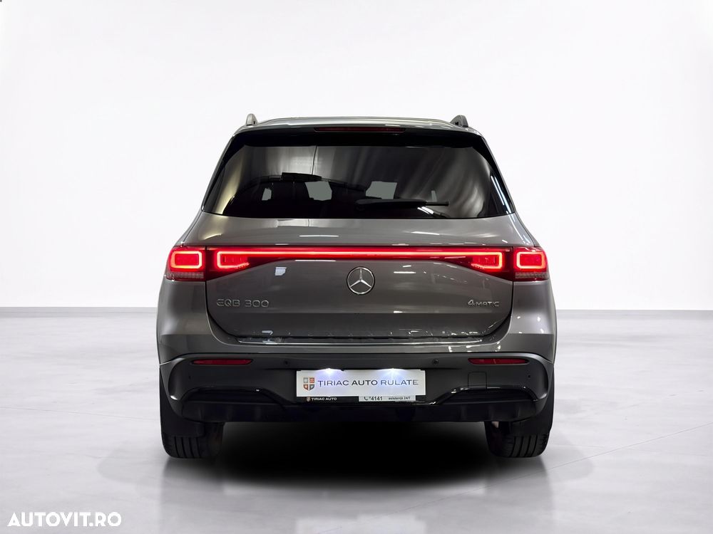 Mercedes-Benz EQB - 5