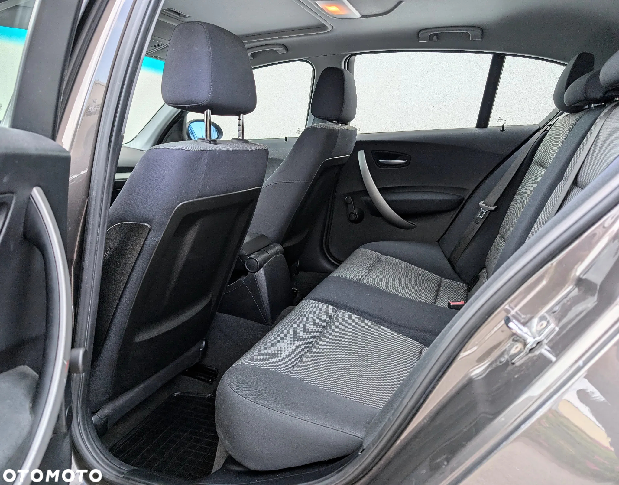BMW Seria 1 118i - 14