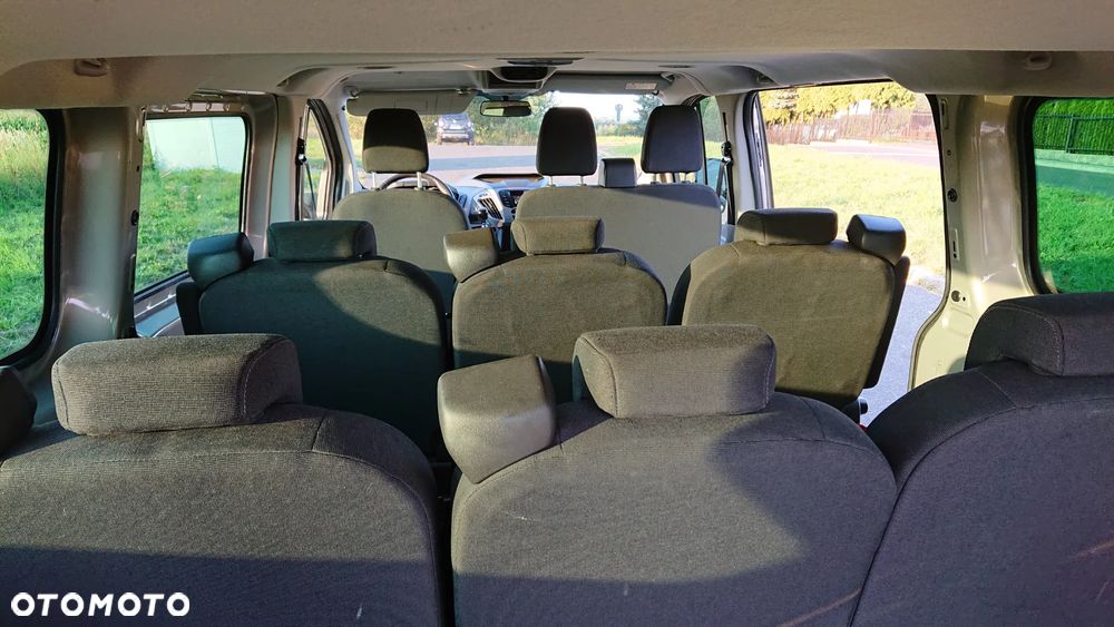 Ford Tourneo Custom - 14