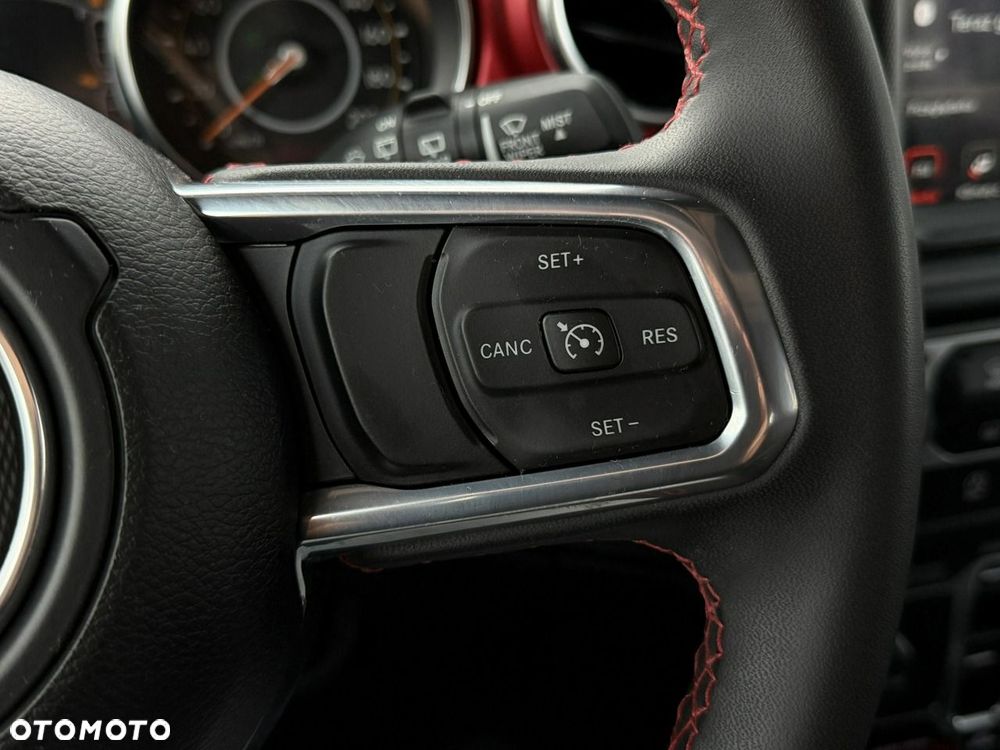Jeep Wrangler - 24