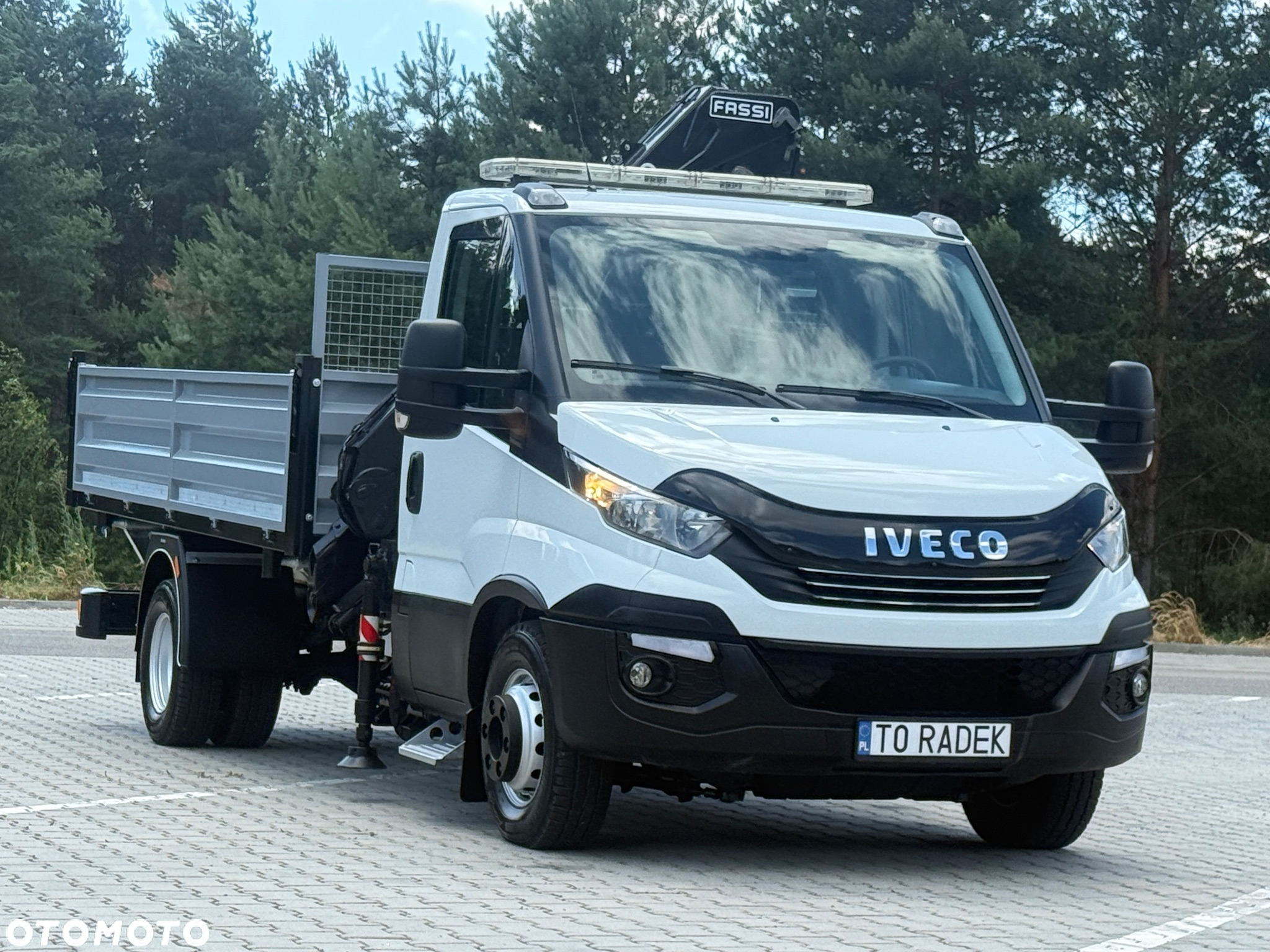 Iveco DAILY 72-180 3.0 HPI 180KM * HDS FASSI F70 * 3200 Udźwig * Wywrotka 3 Stronna * ŚWIETNY STAN! - 12
