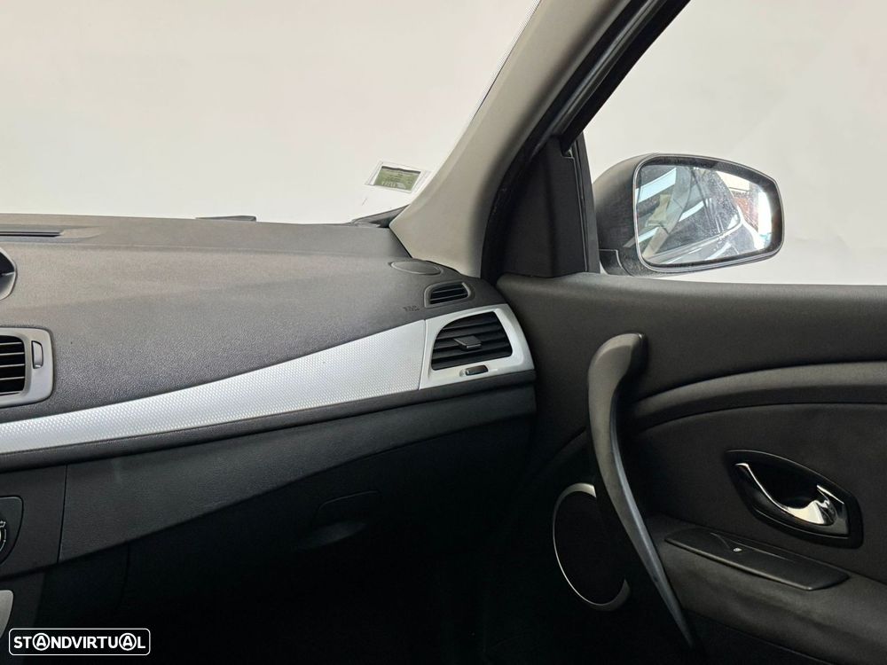 Renault Mégane 1.5 dCi Confort - 21