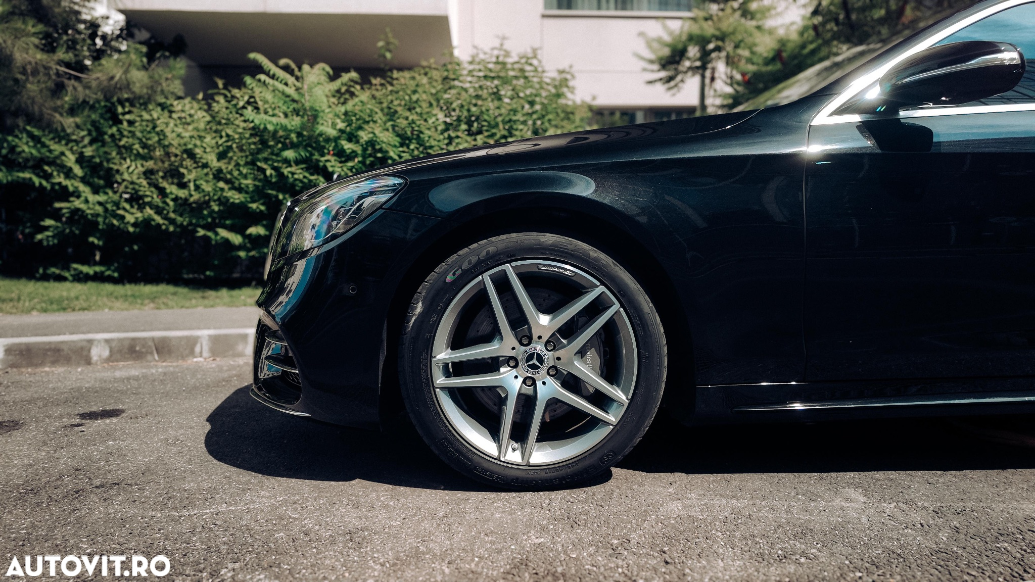 Mercedes-Benz S 400 d 4MATIC Long Aut - 4