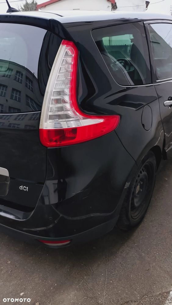 Renault Scenic 1.6dCi Energy Bose Edition - 4