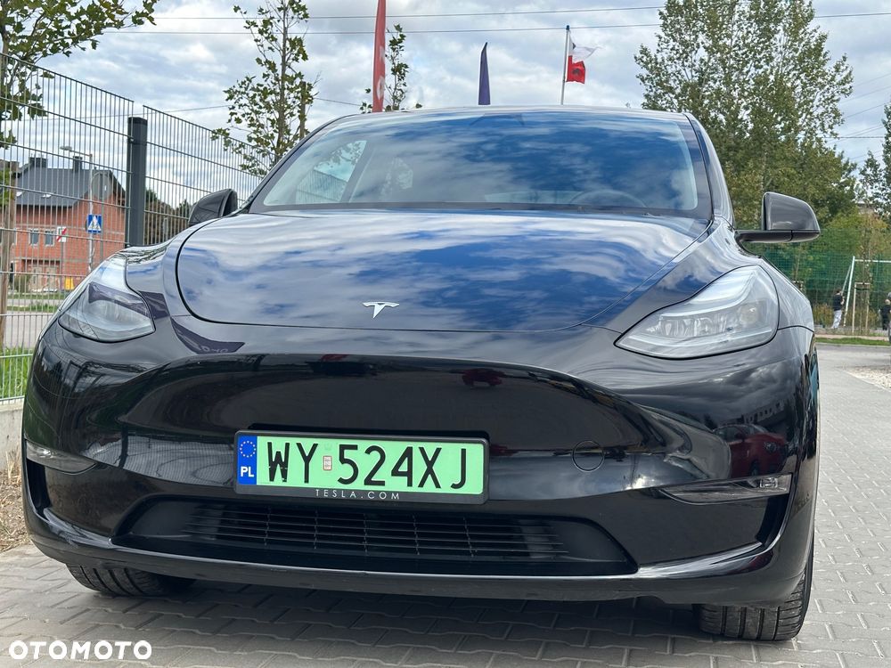 Tesla Y Performance AWD - 15