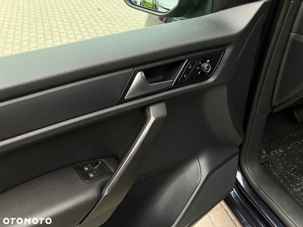 Volkswagen Caddy - 33
