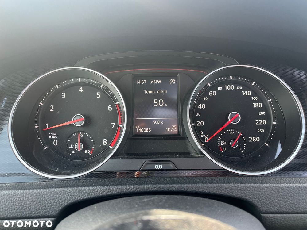 Volkswagen Golf - 13